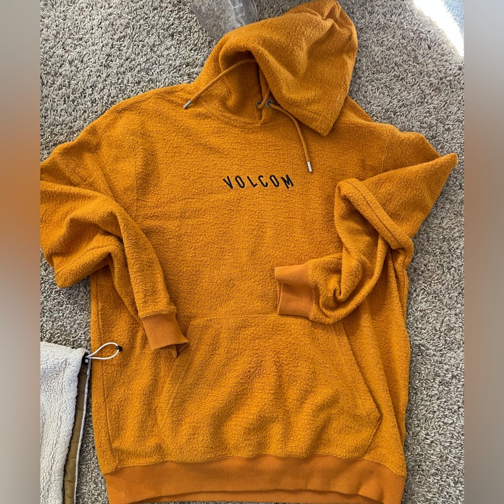 Men Volcom hoodie size Medium